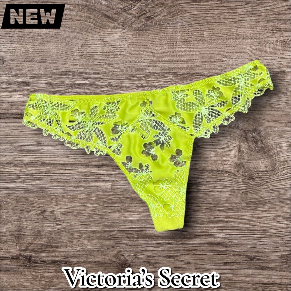New Victoria’s Secret Very Sexy Lace Thong – Yellow – Size Large